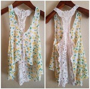 Free People Floral top w Crochet S